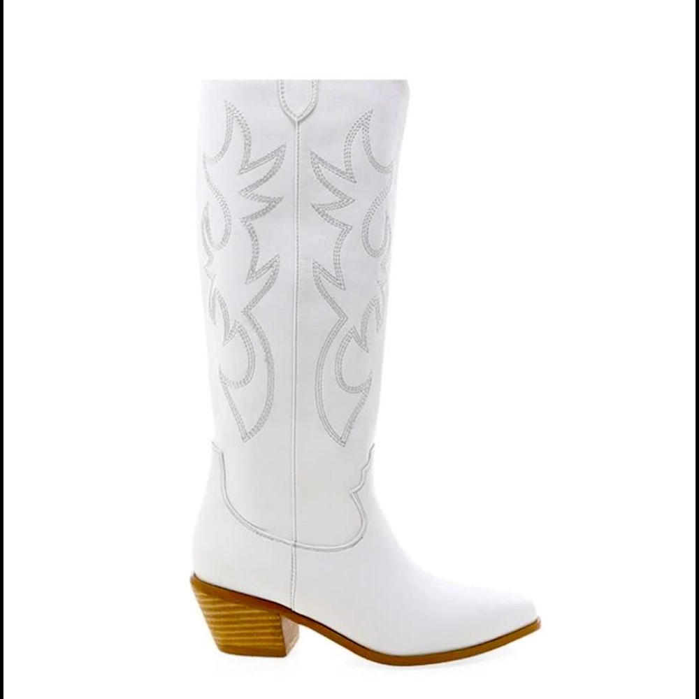Brand New! Billini Urson White cowgirl boots